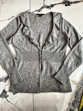 Women's 100% Cashmere Ruffle Collar Grey Cardigan Size Small